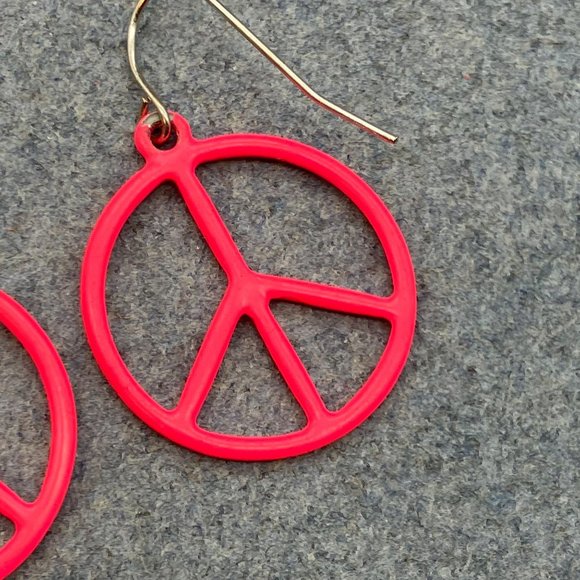 Dangle Pierced Earrings As Is Peace Symbol Sign Neon Pink Enamel Retro Hippie - Picture 4 of 6